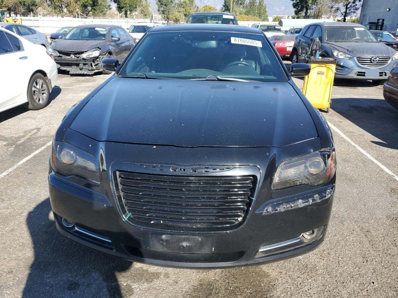 2013 Chrysler 300 - Image 5