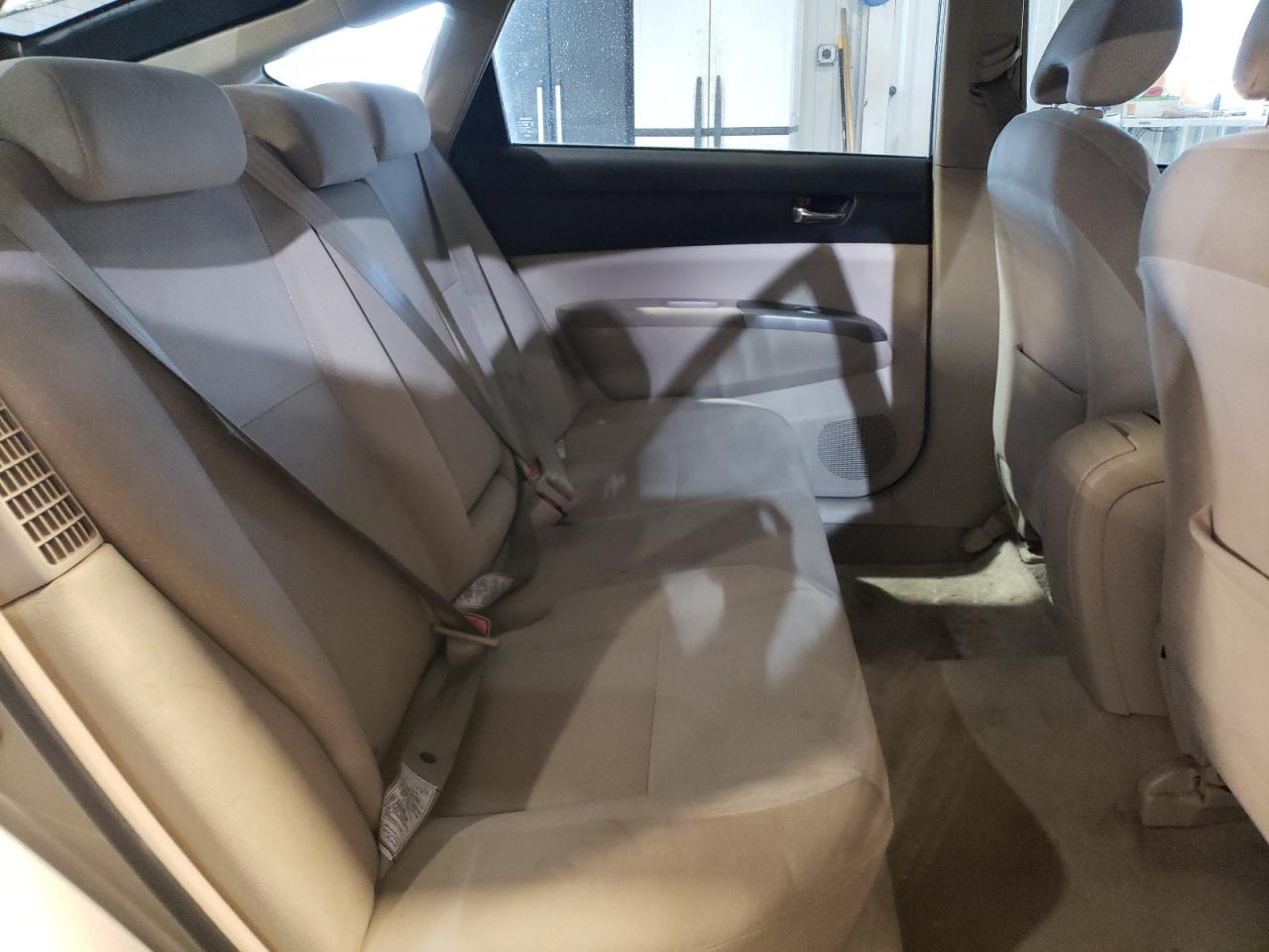 2005 Toyota Prius - Image 10