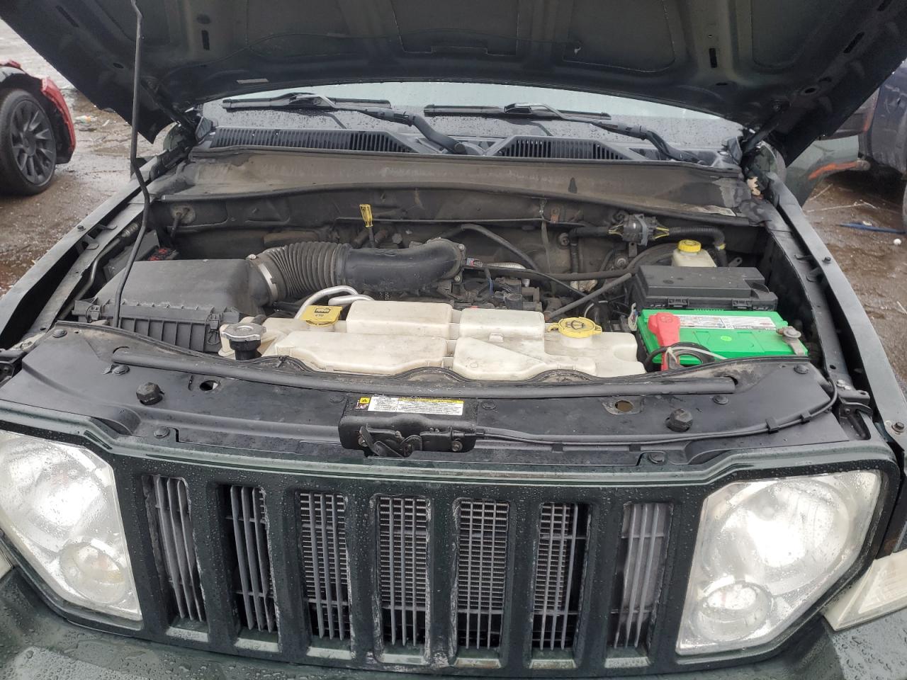 2010 Jeep Liberty (North America) - Image 12