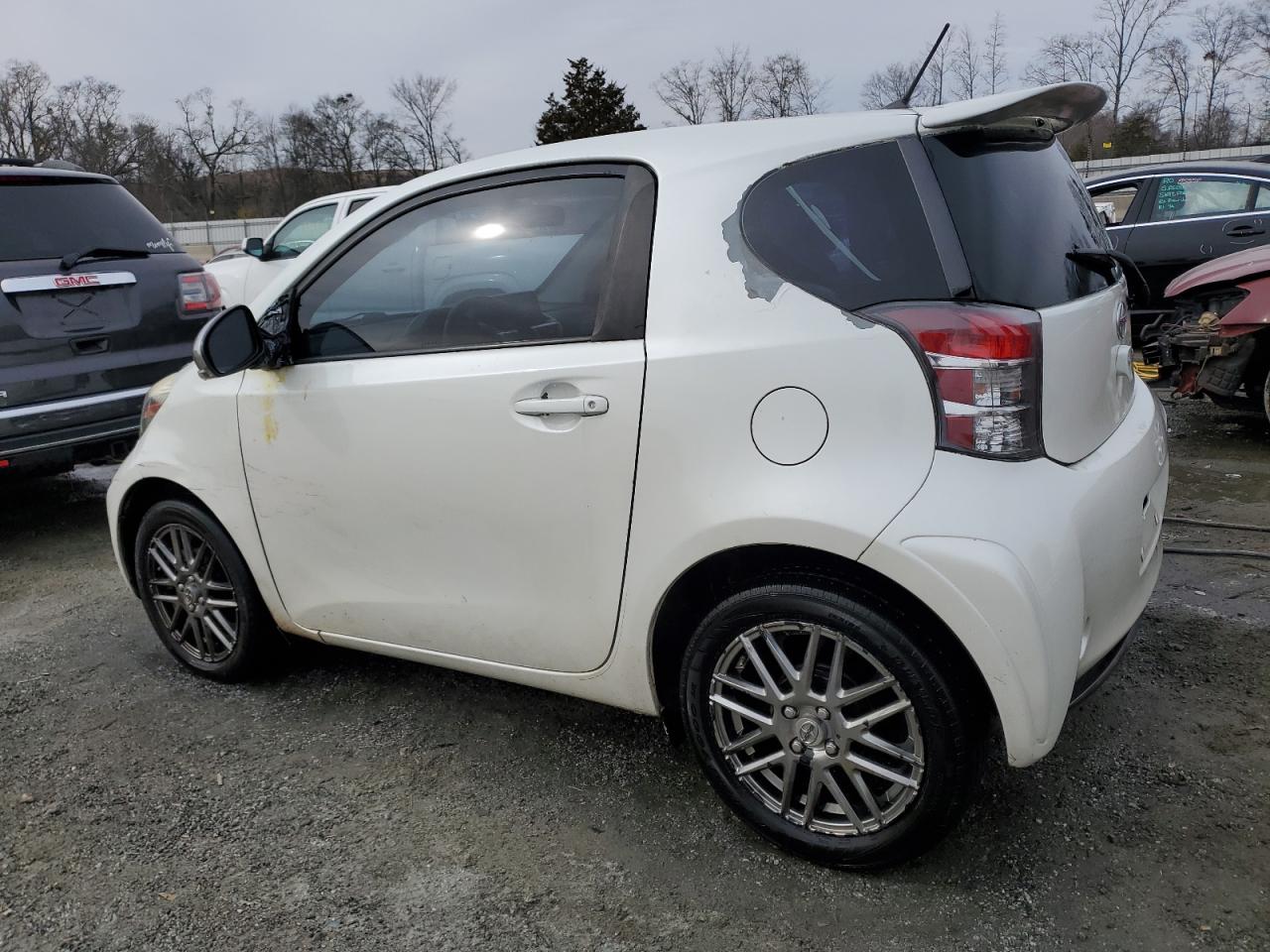 2012 Toyota iQ - Image 2
