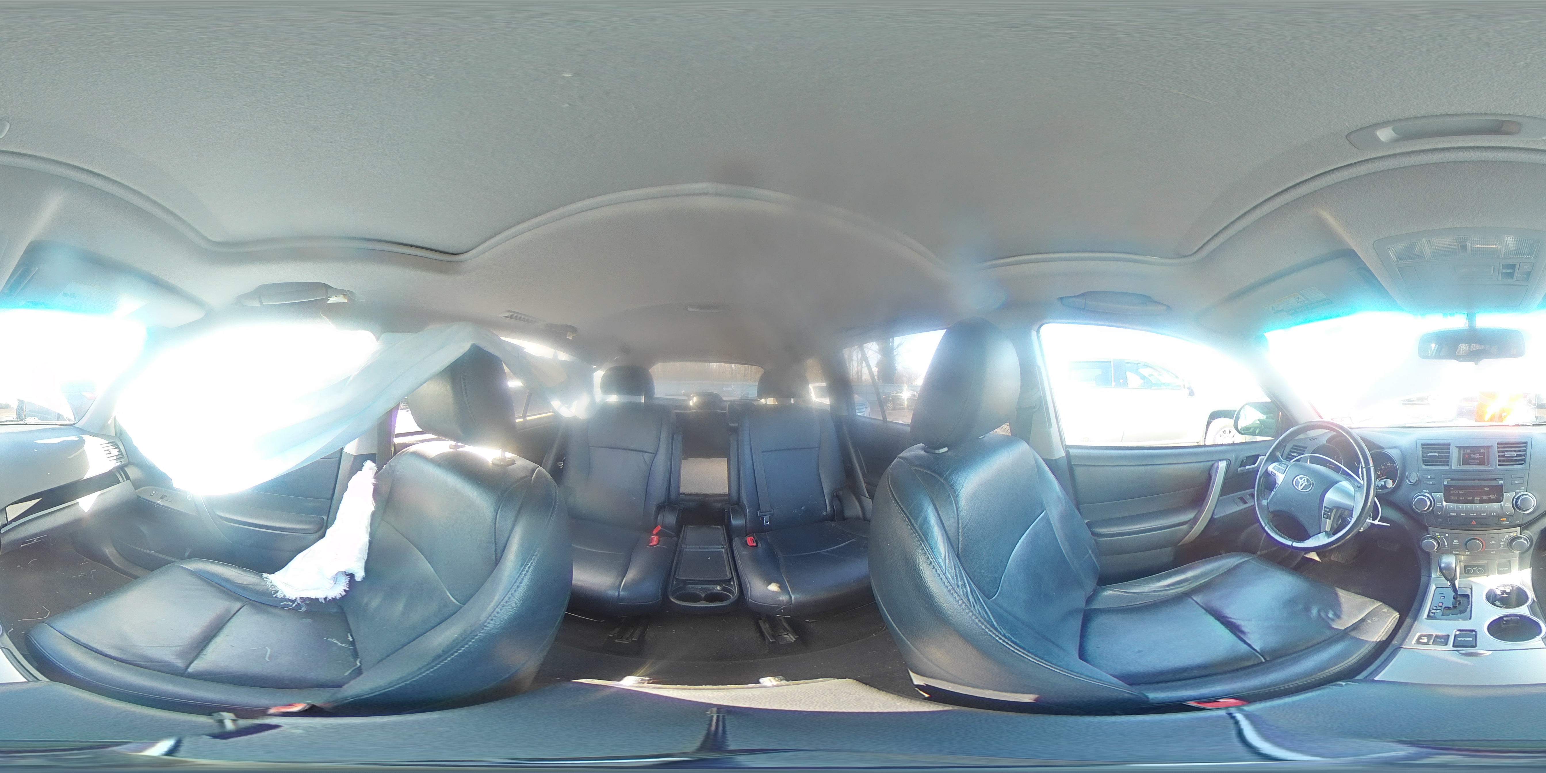 2012 Toyota Highlander - Image 14