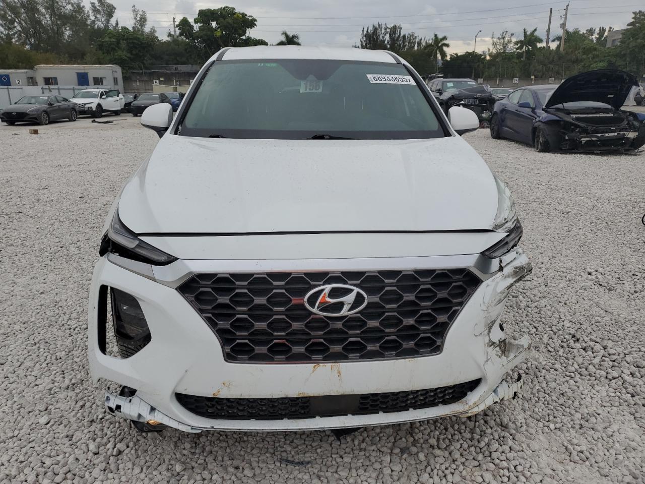 2020 Hyundai Santa Fe - Image 5