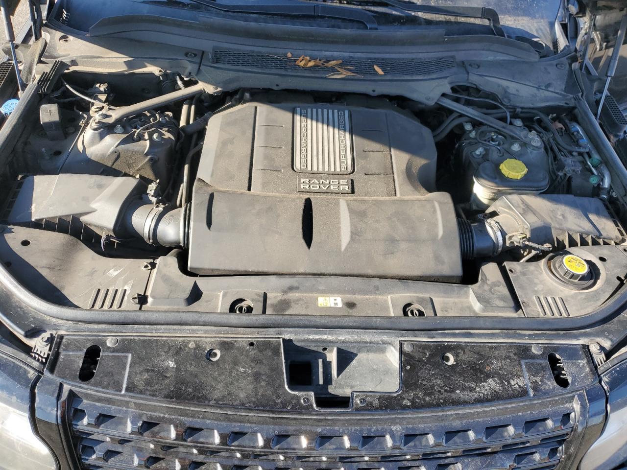 2014 Land Rover Range Rover - Image 12