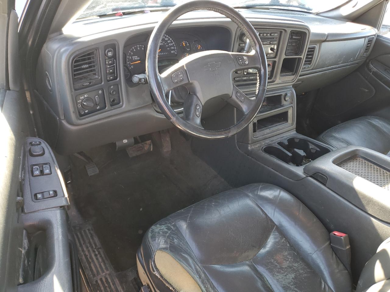 2006 Chevrolet Silverado - Image 8