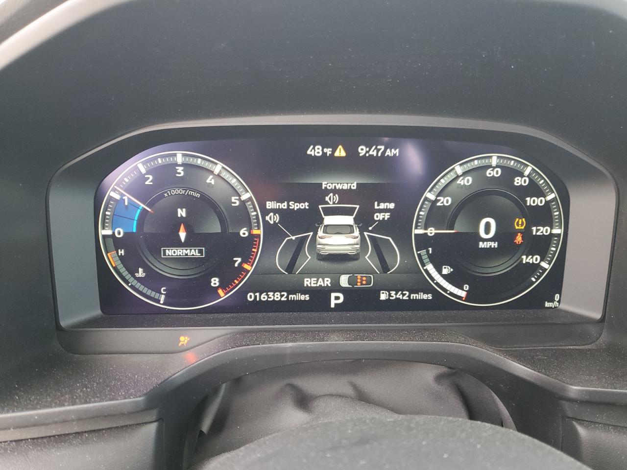 2024 Mitsubishi Outlander - Image 9