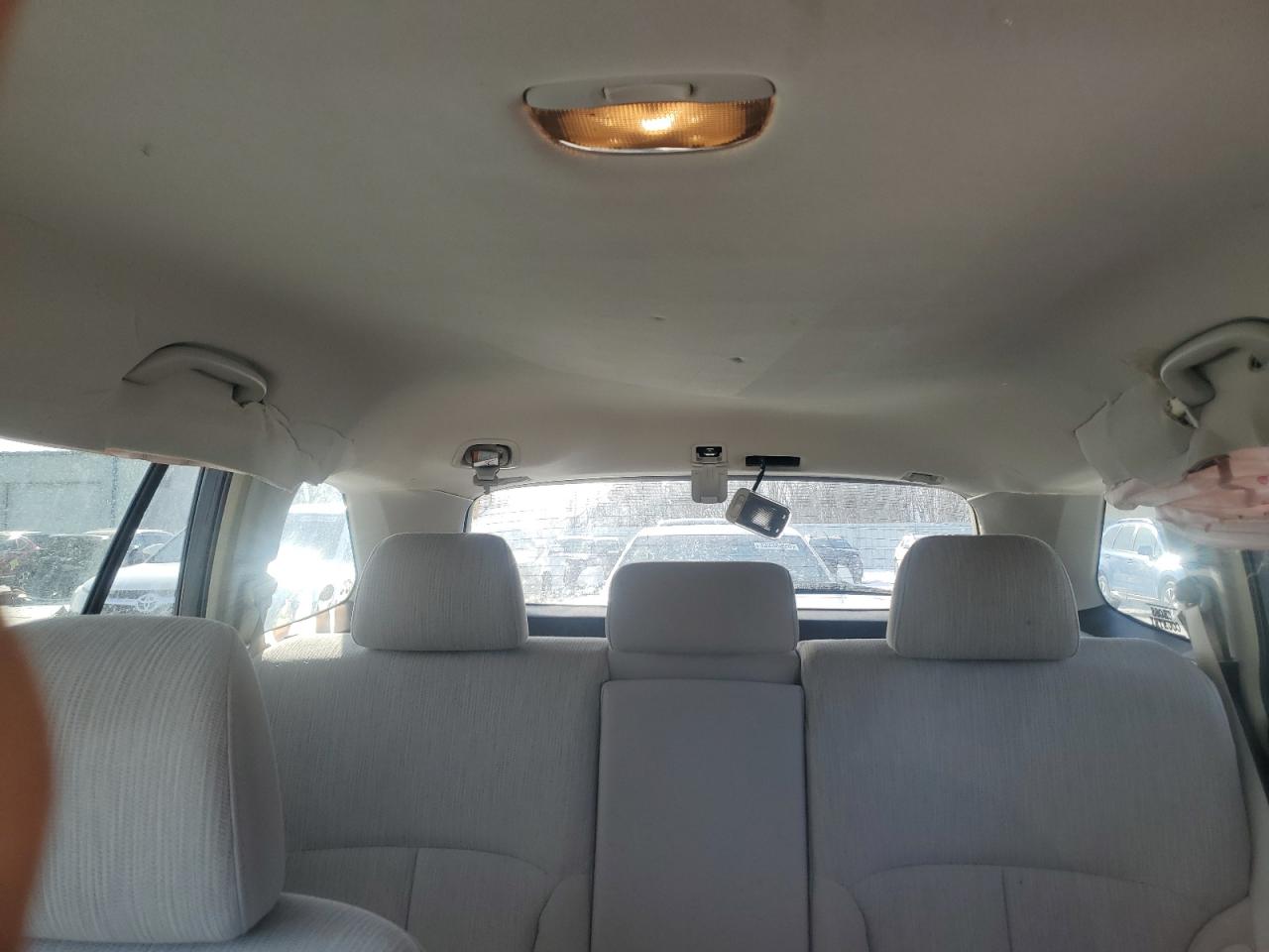 2014 Subaru Outback - Image 10