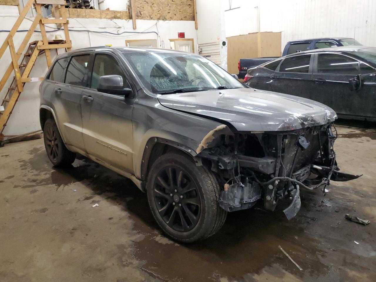 2019 Jeep Grand Cherokee - Image 4