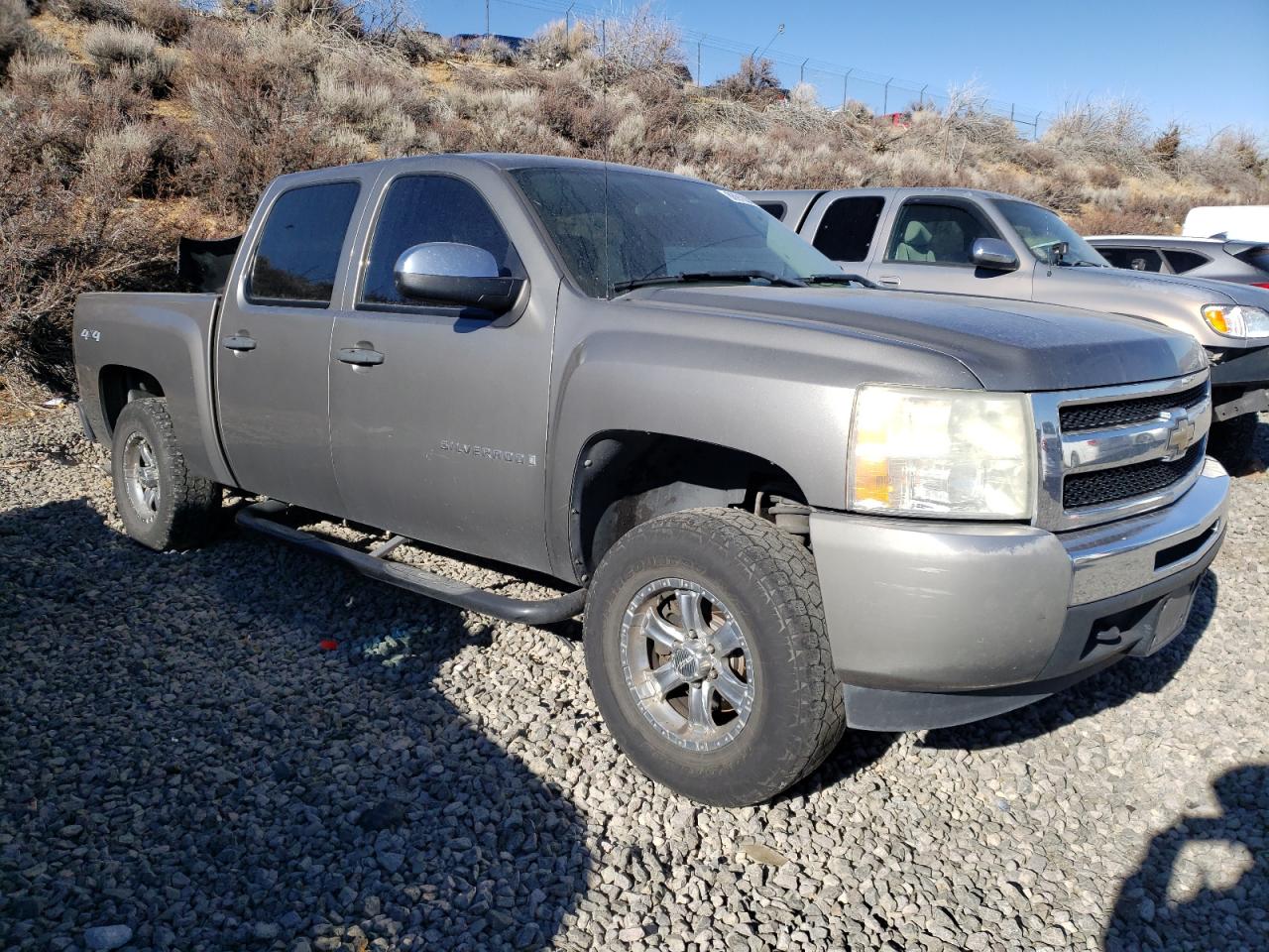 2009 Chevrolet Silverado - Image 4