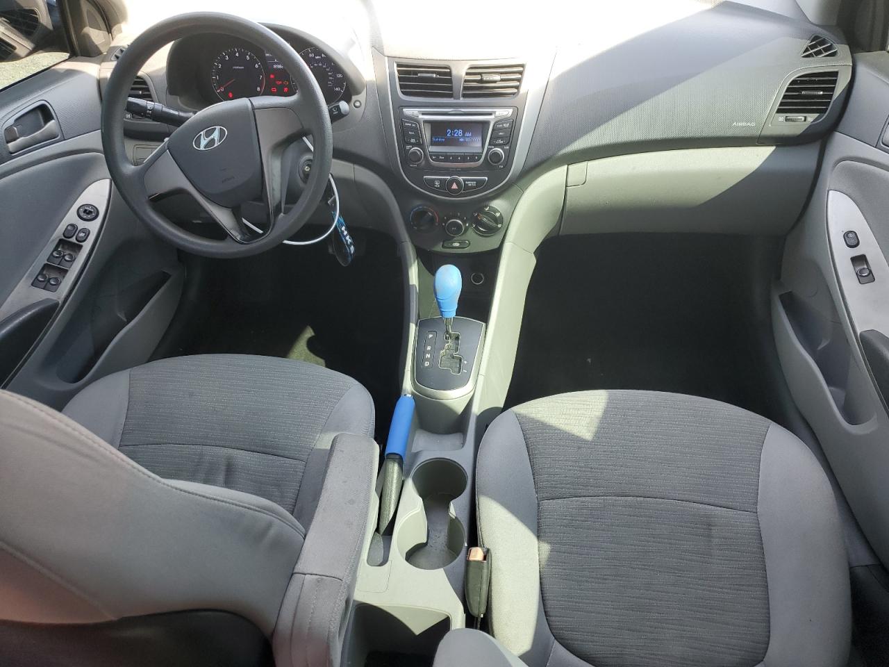 2016 Hyundai Accent - Image 8