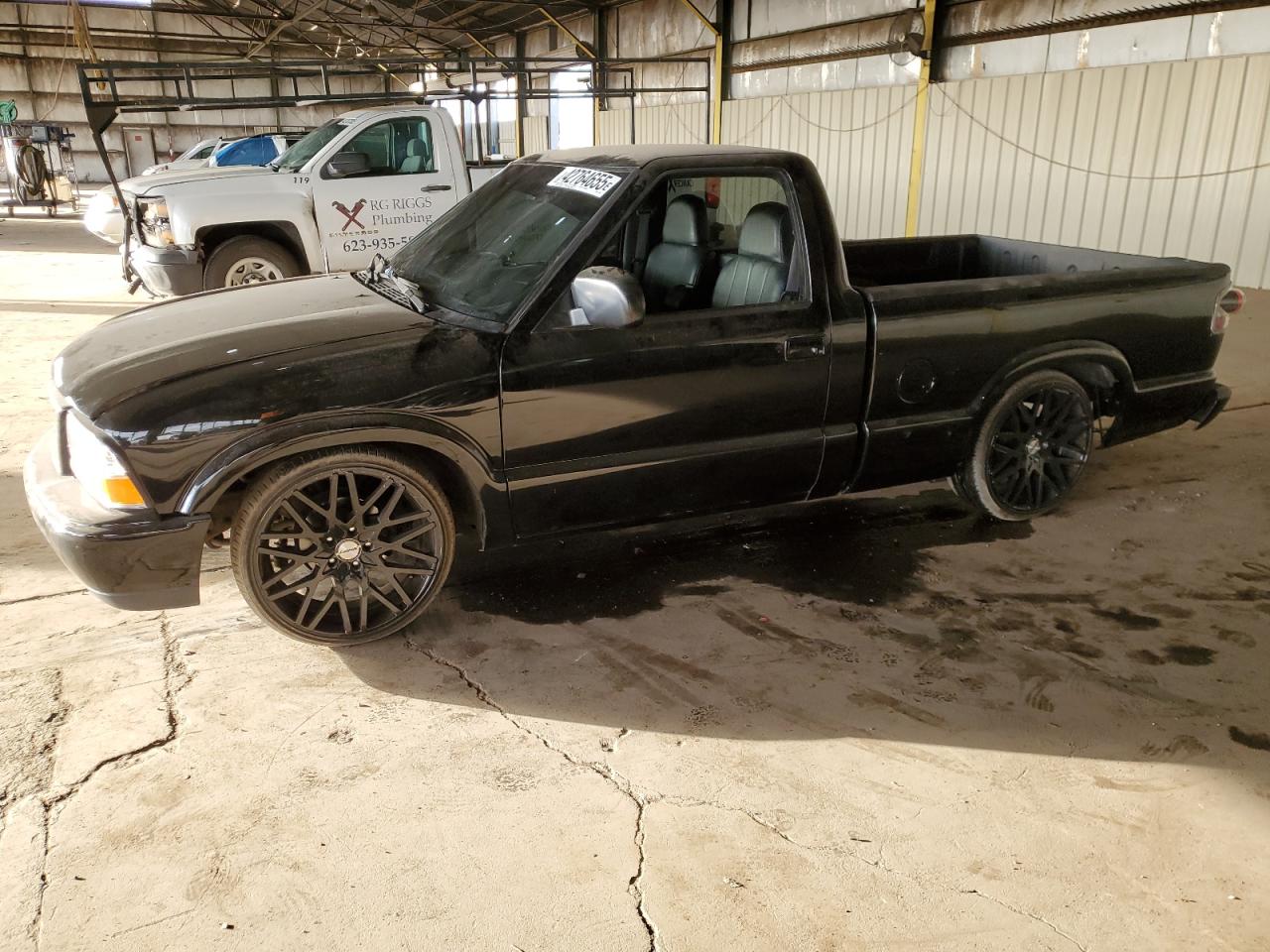 2000 GMC Sonoma - Image 1