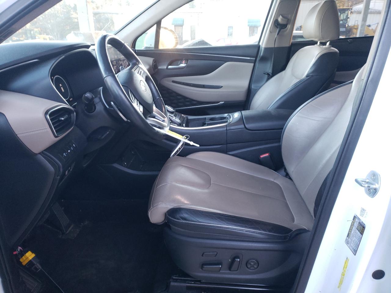 2021 Hyundai Santa Fe - Image 7