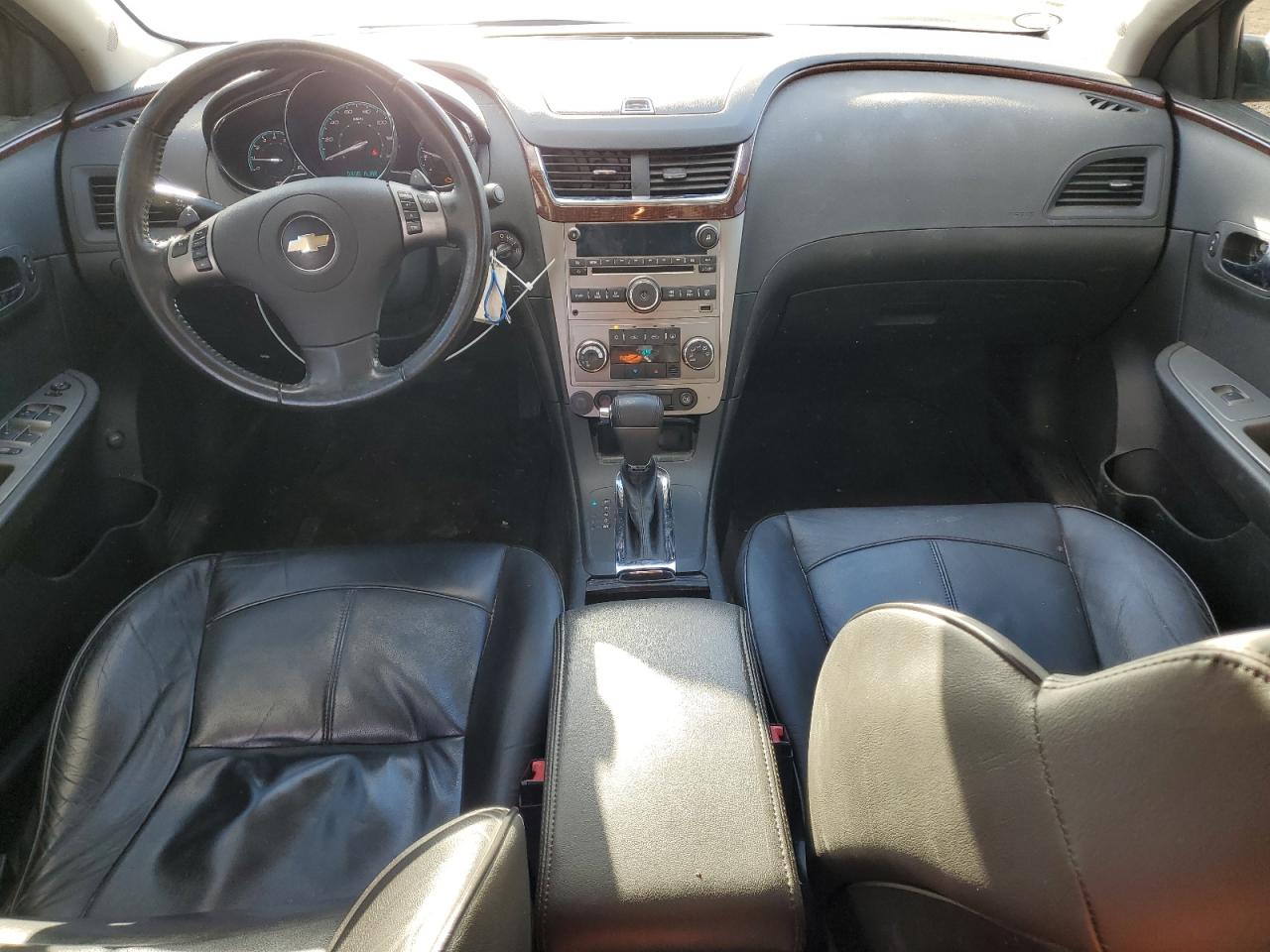 2010 Chevrolet Malibu - Image 8