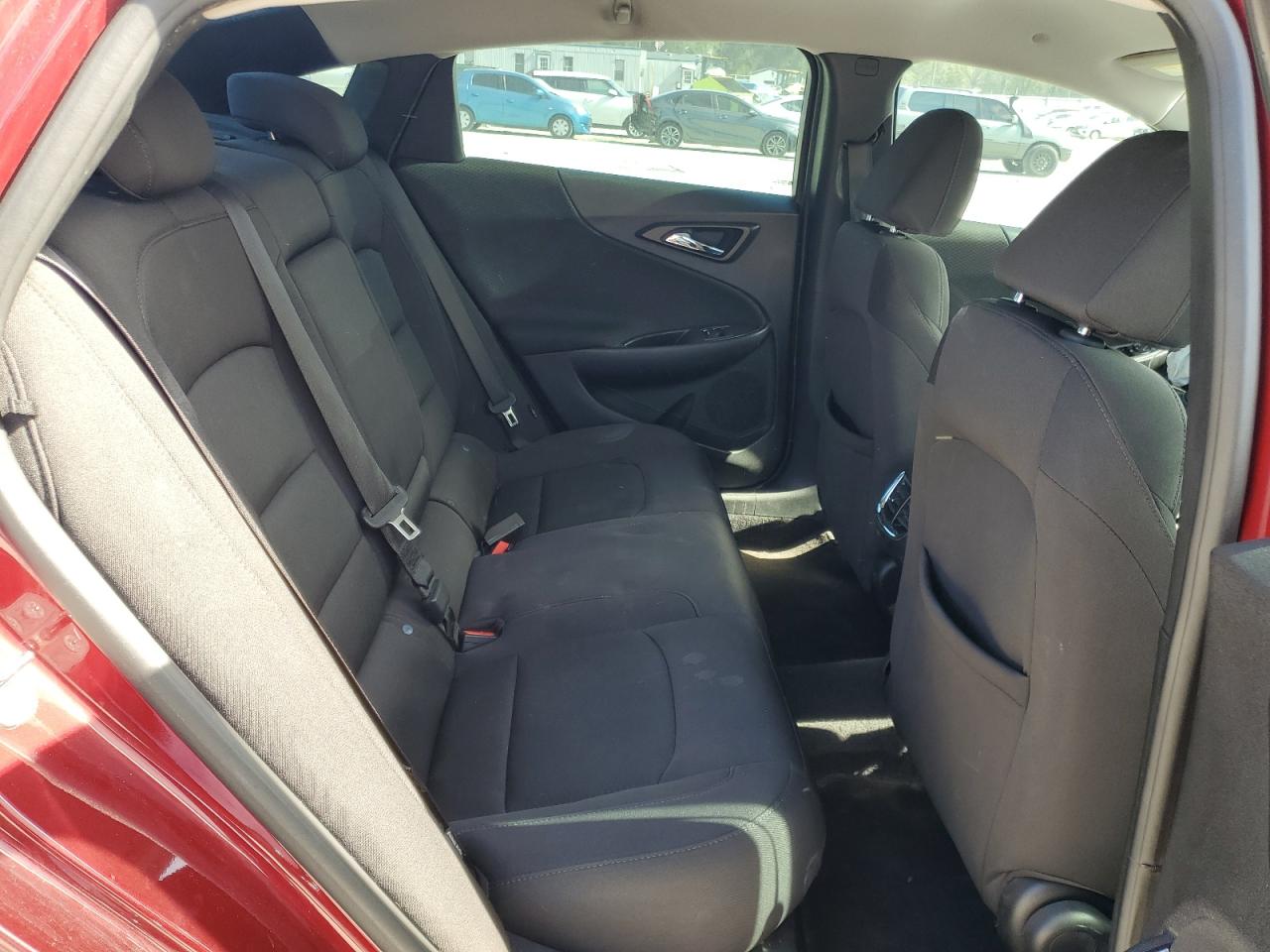 2017 Chevrolet Malibu - Image 11