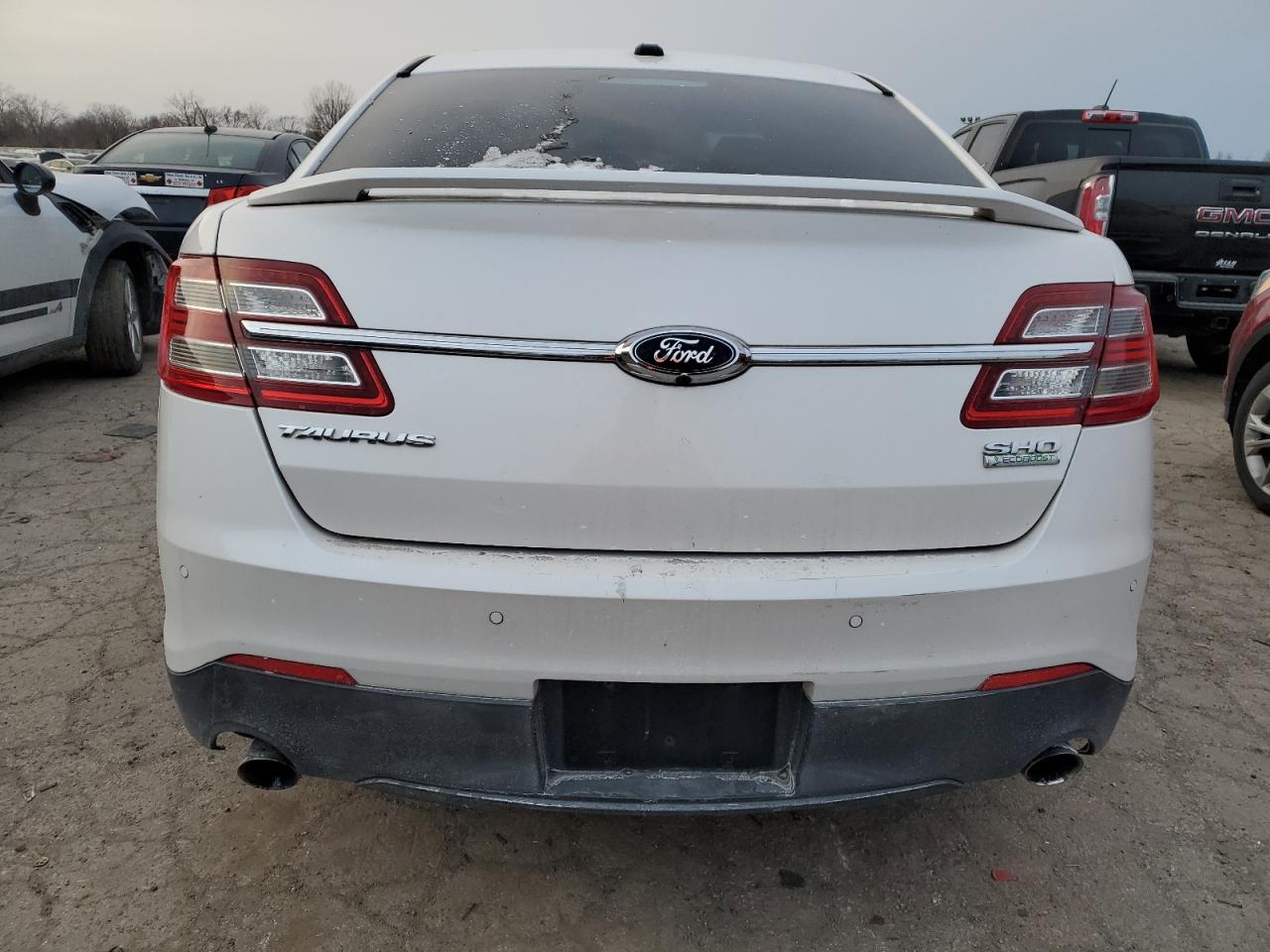 2013 Ford Taurus - Image 6