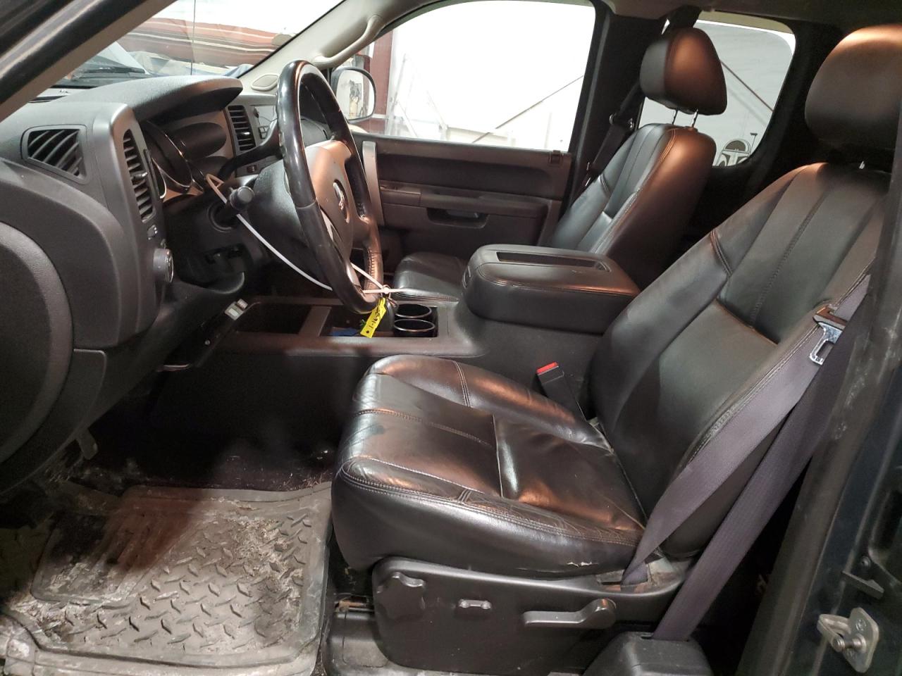 2011 GMC Sierra - Image 7