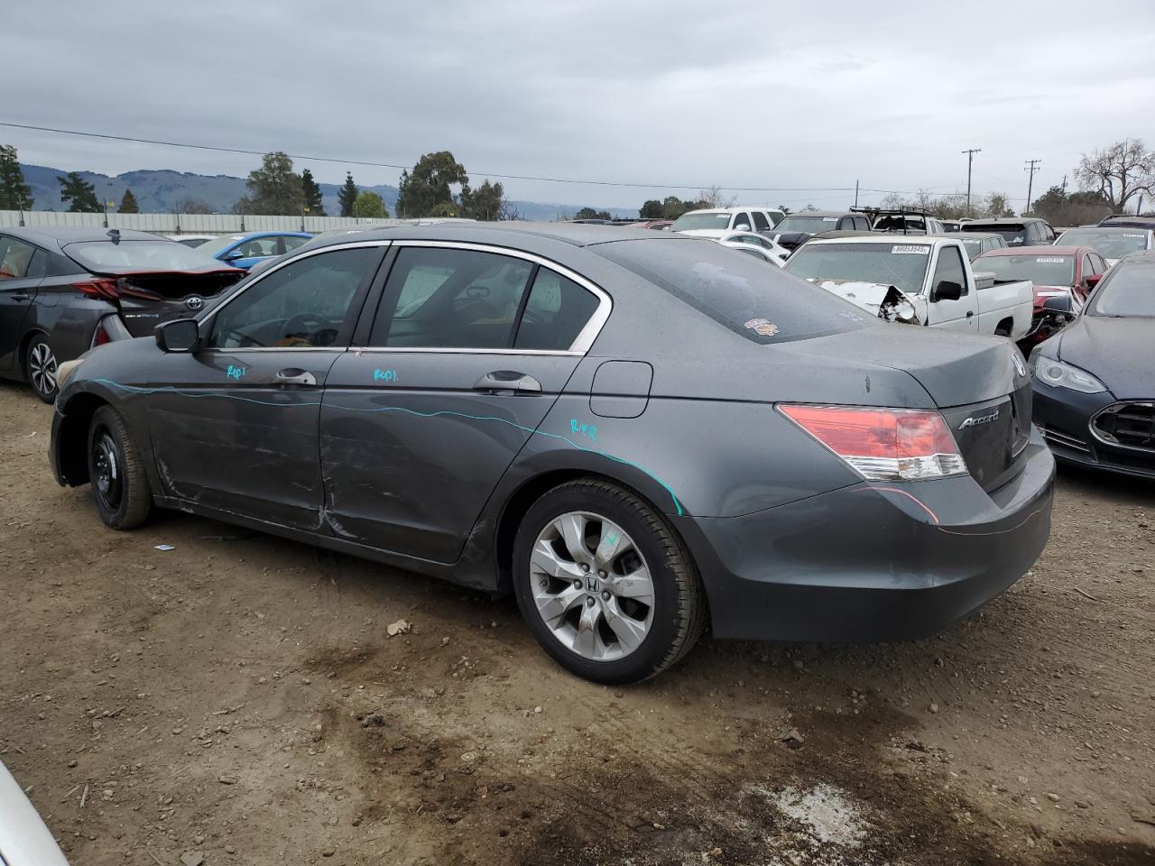 2009 Honda Accord - Image 2