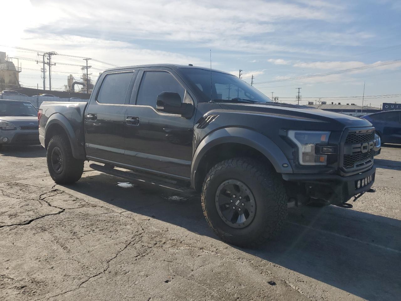 2017 Ford F-150 - Image 4