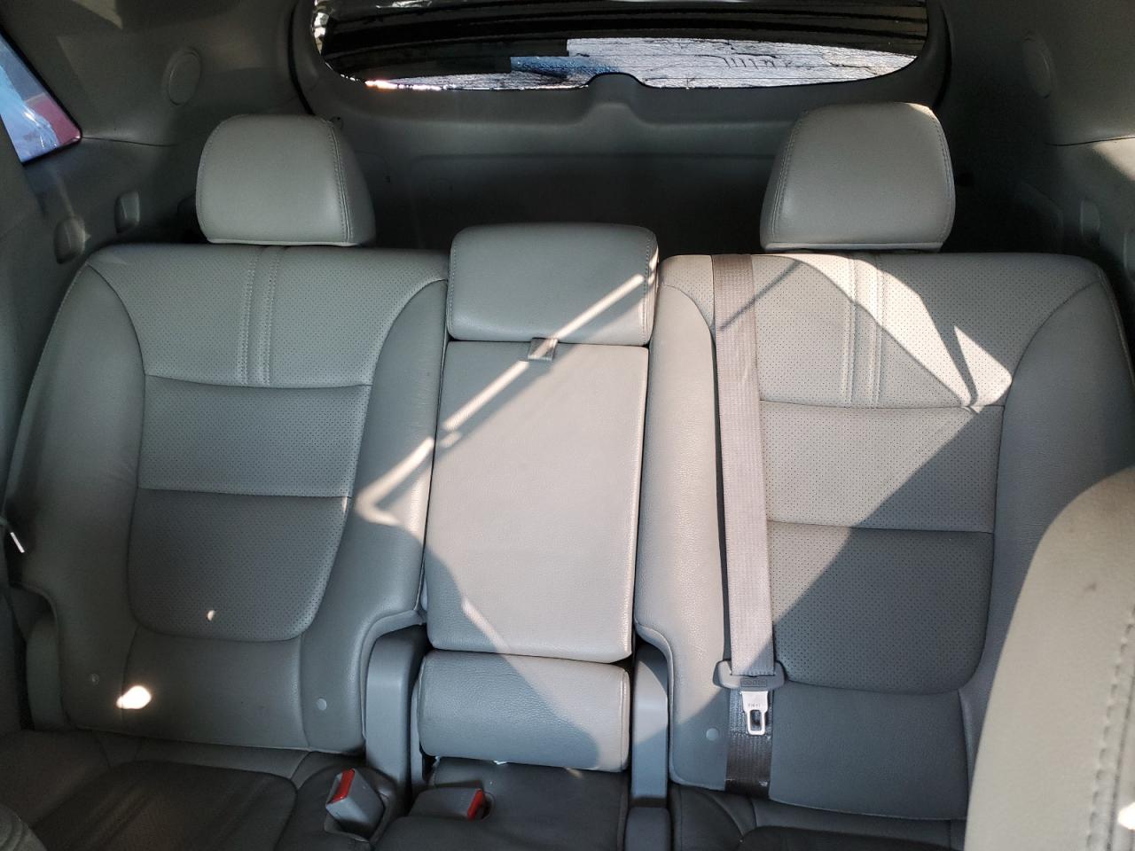 2014 Kia Sorento - Image 10