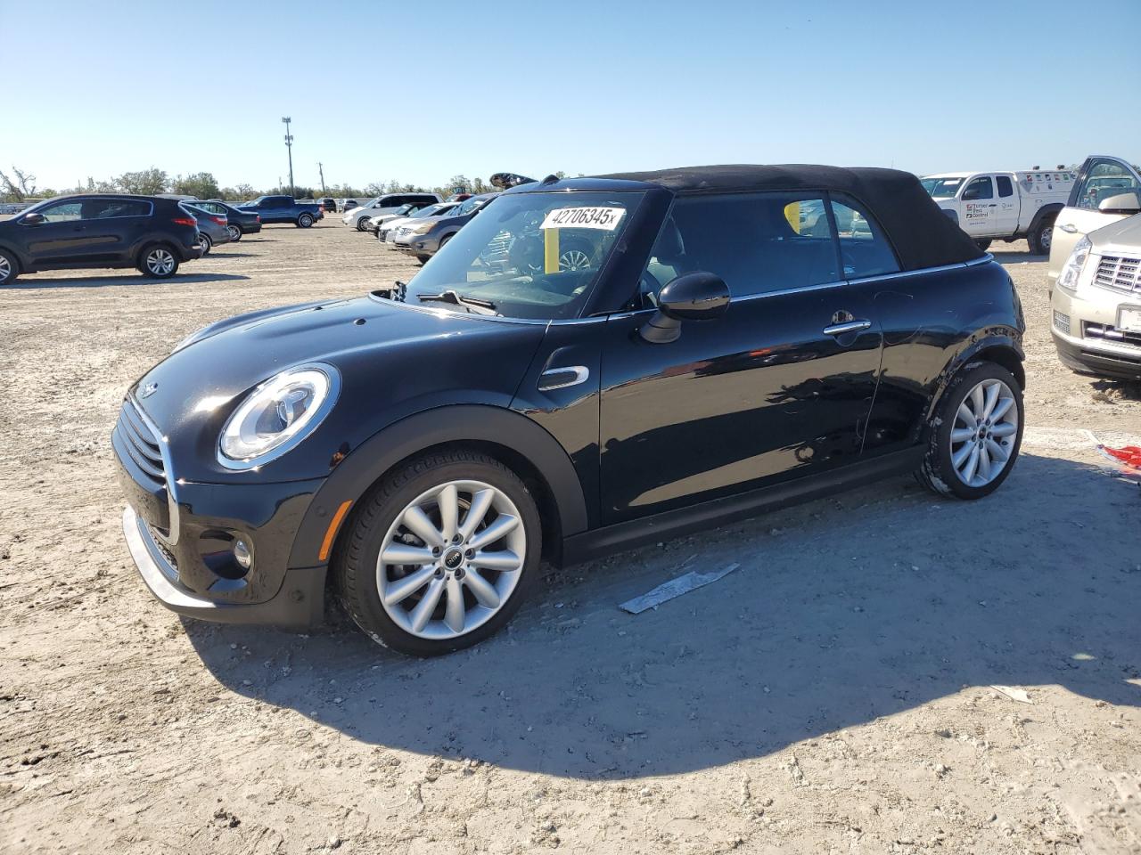 2018 MINI Cooper - Image 1