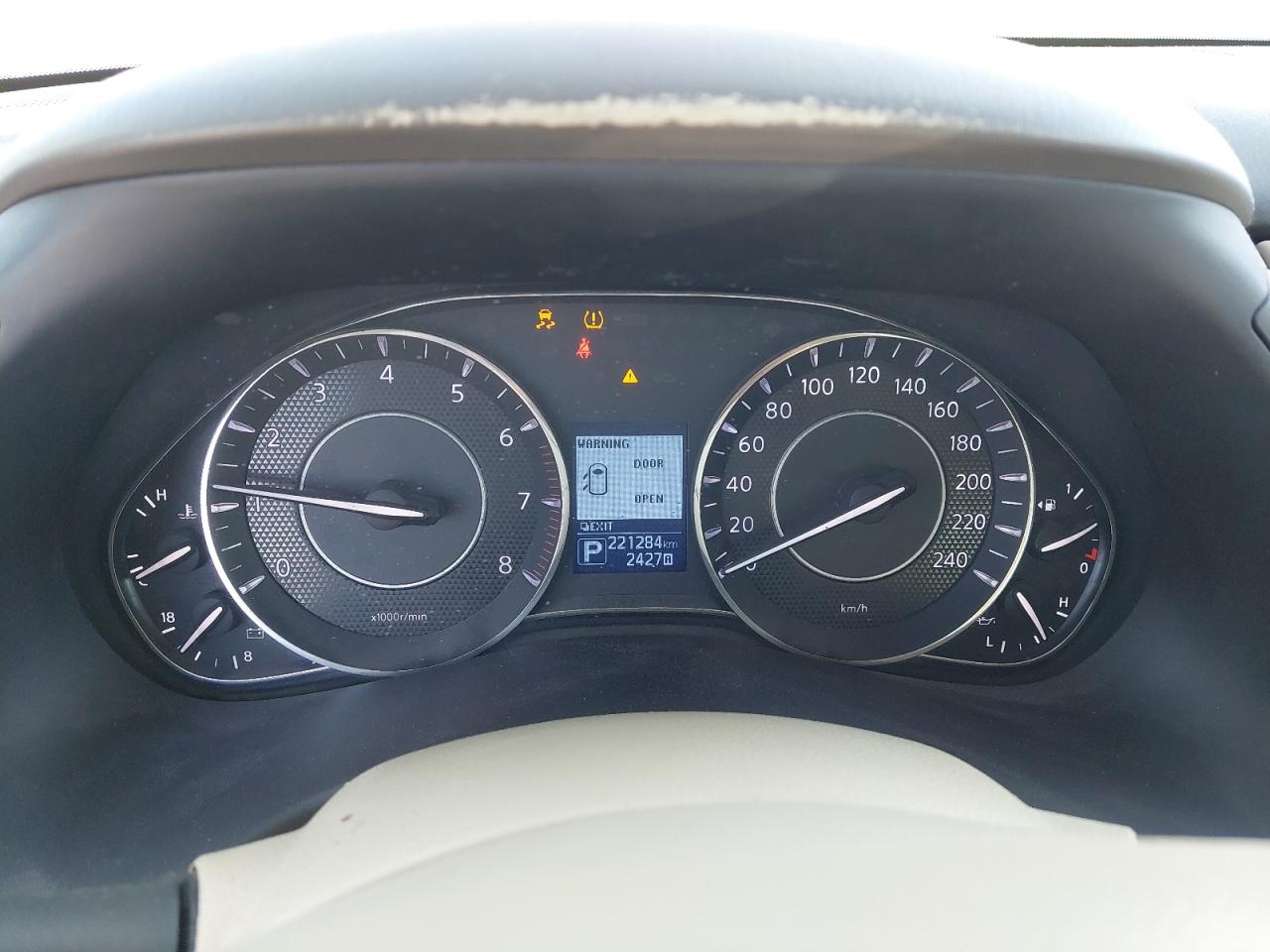 JN8AY2NY8E9061479 - 2014 Nissan Patrol - #87517475