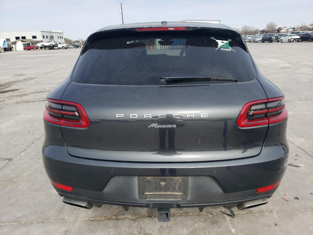 2017 Porsche Macan - Image 6