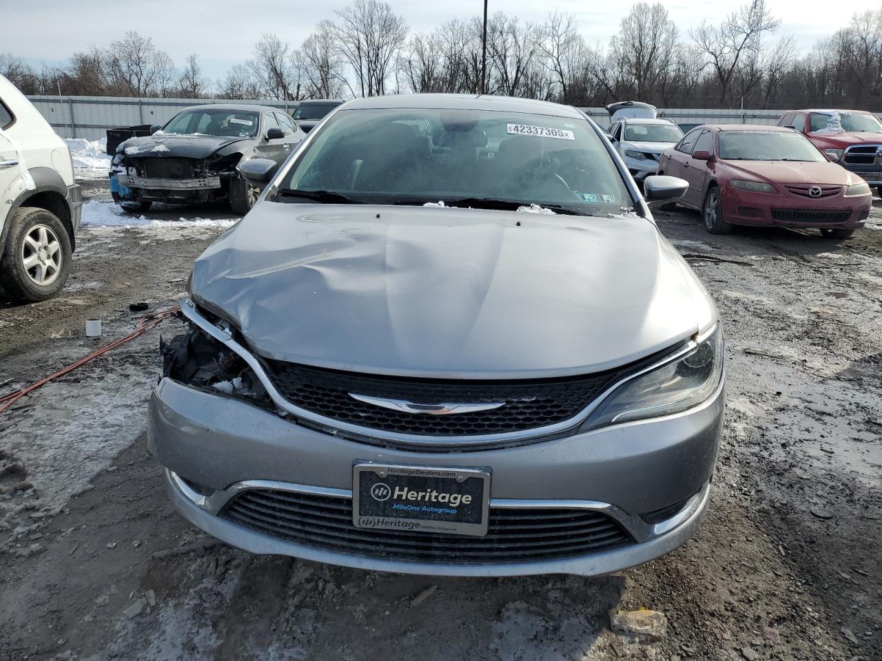 2016 Chrysler 200 - Image 5