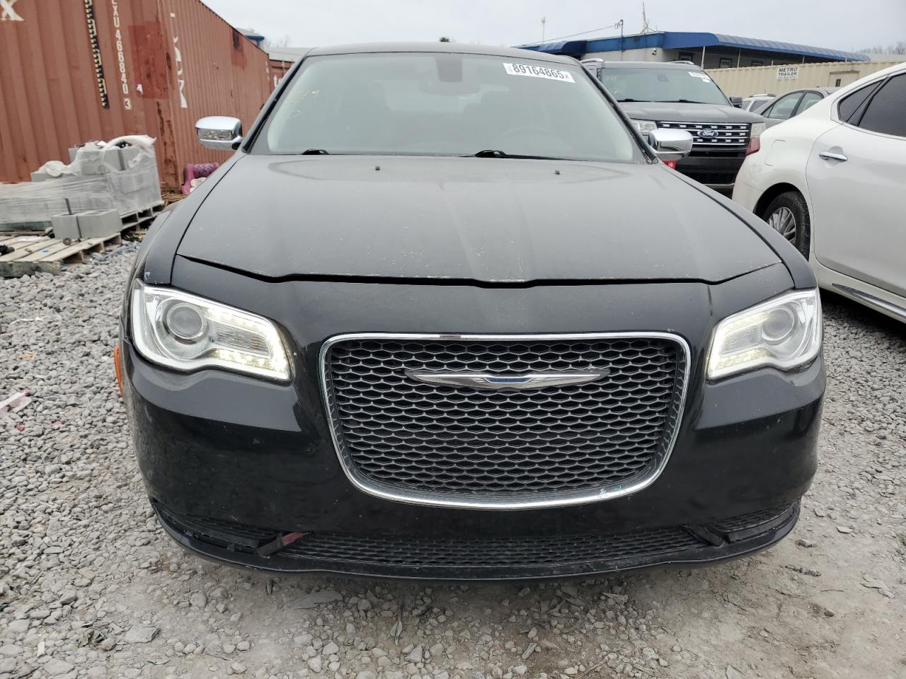 2019 Chrysler 300 - Image 5