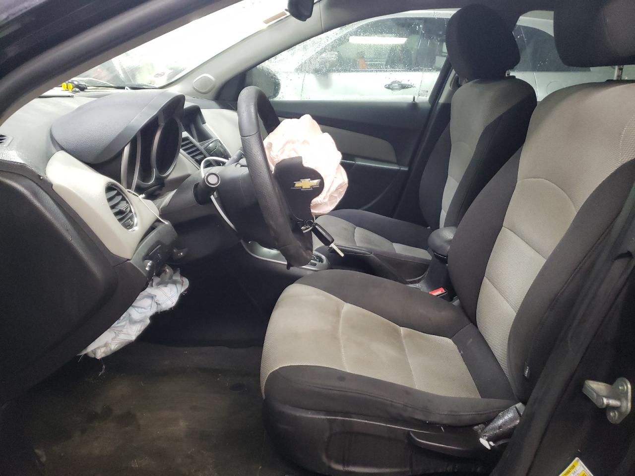 2014 Chevrolet Cruze - Image 7