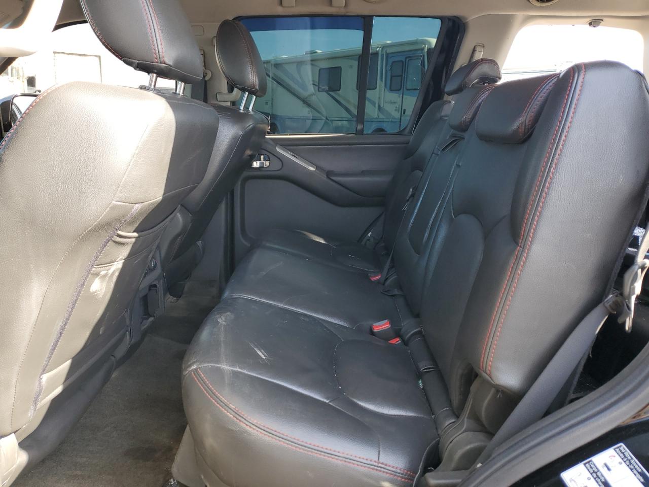 2011 Nissan Pathfinder - Image 11