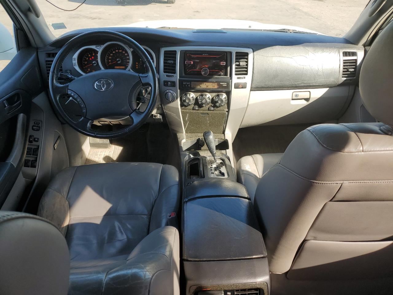 2005 Toyota 4Runner - Image 8