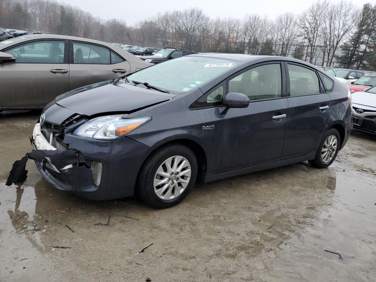 2013 Toyota Prius - Image 1