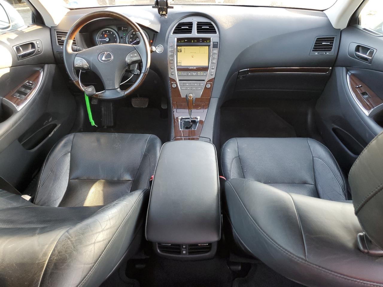 2011 Lexus ES - Image 8