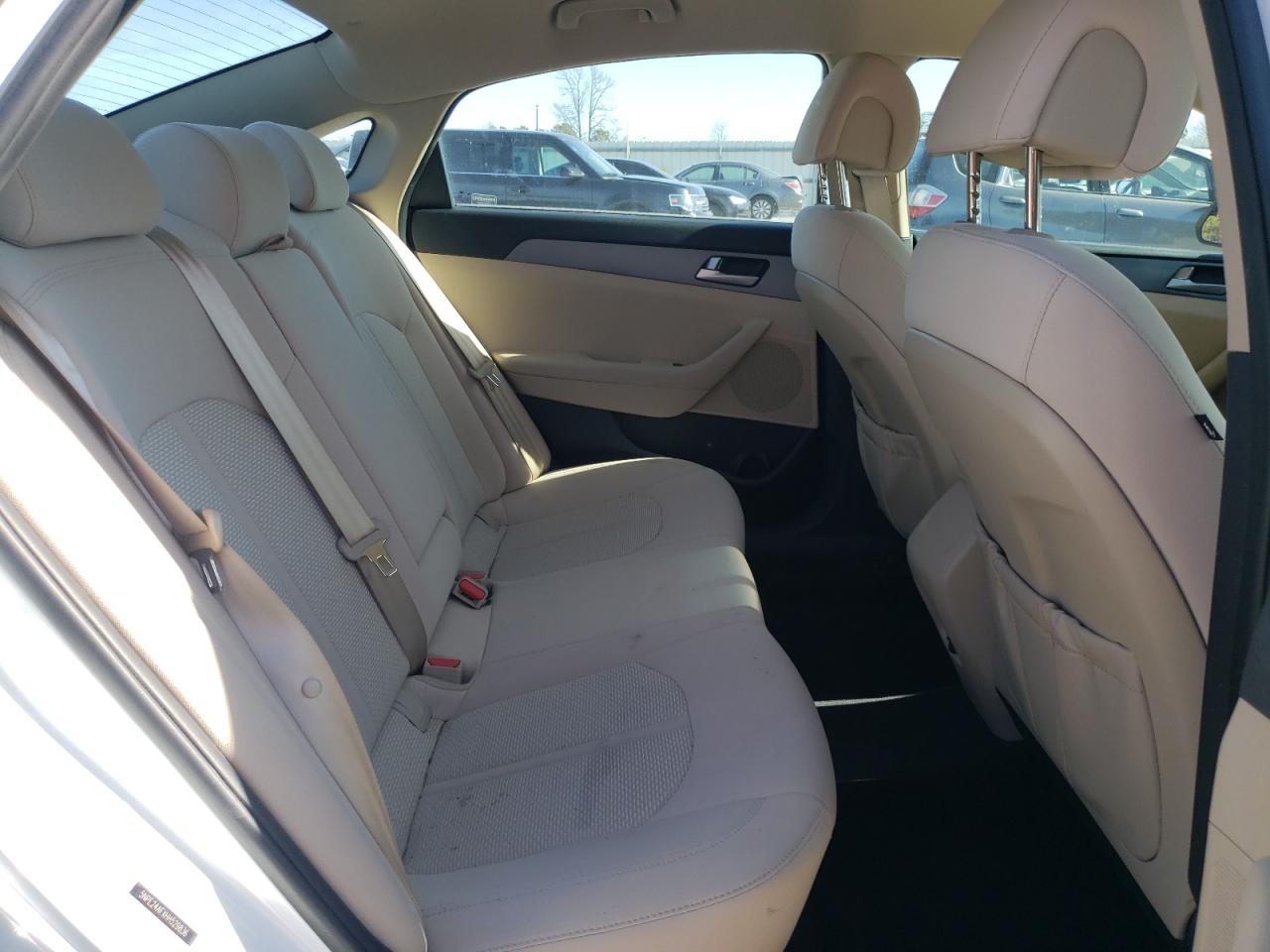 2017 Hyundai Sonata - Image 10