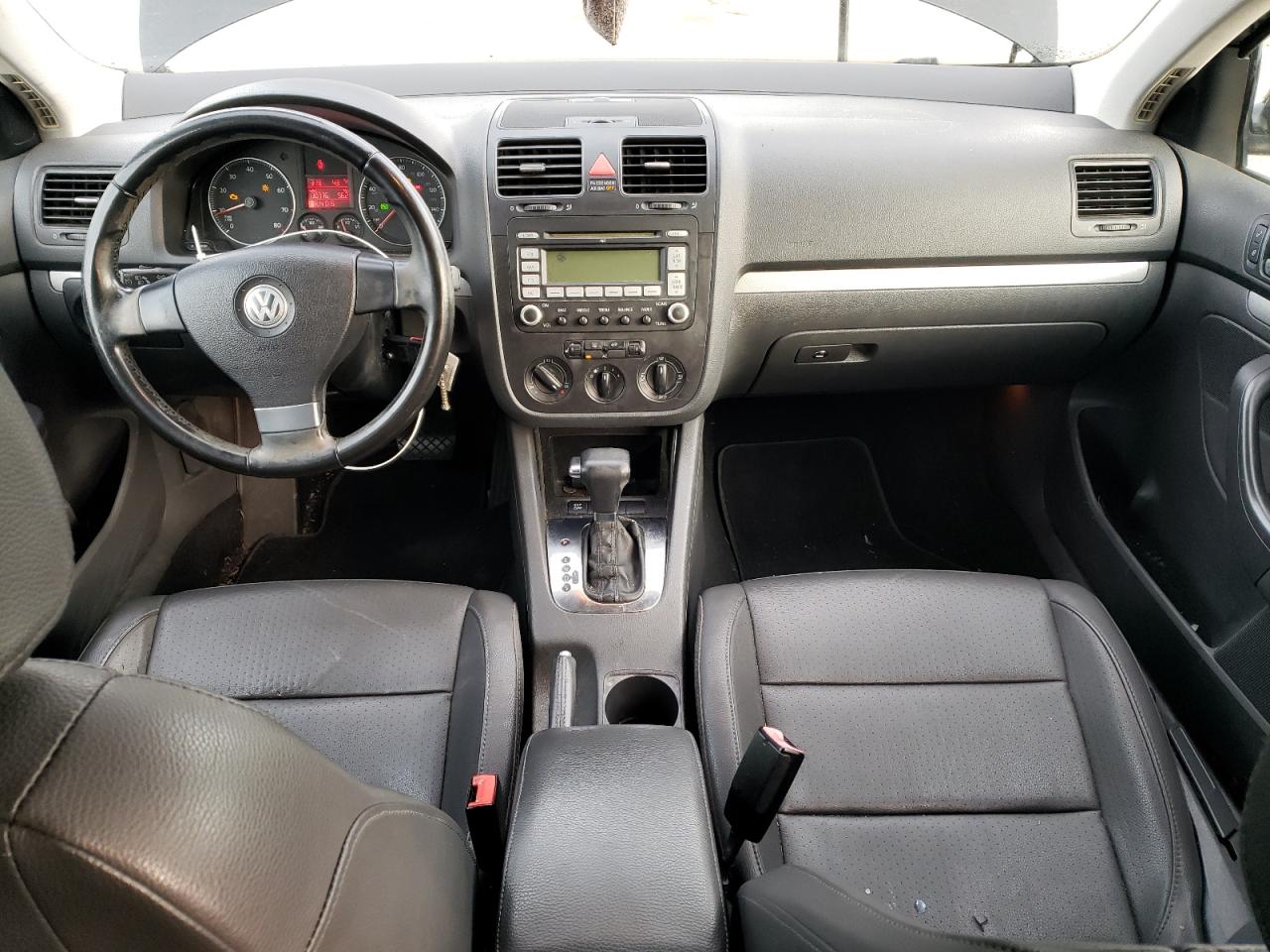 2009 Volkswagen Jetta - Image 8