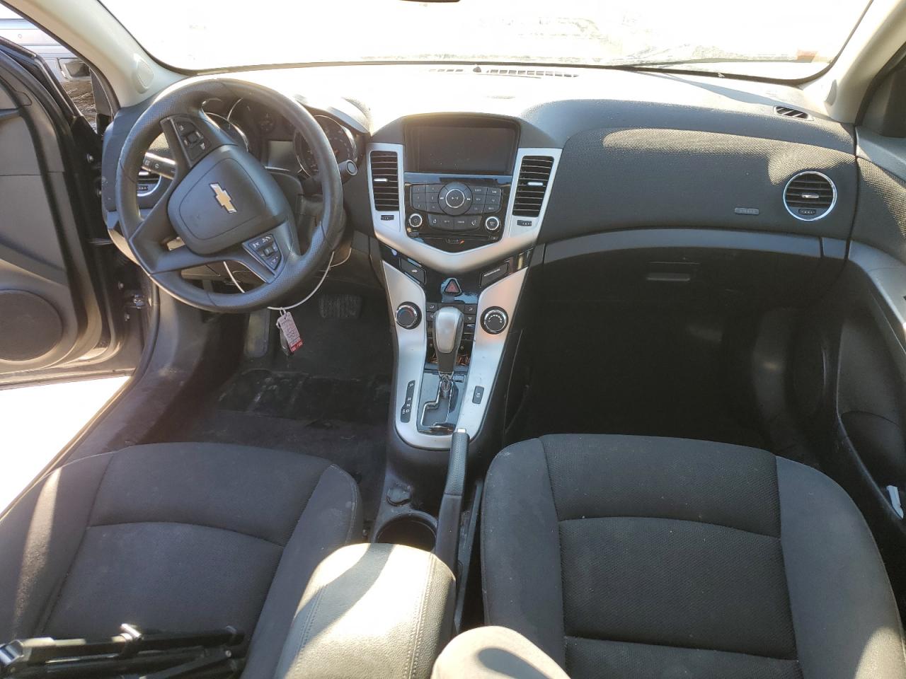 2016 Chevrolet Cruze - Image 8