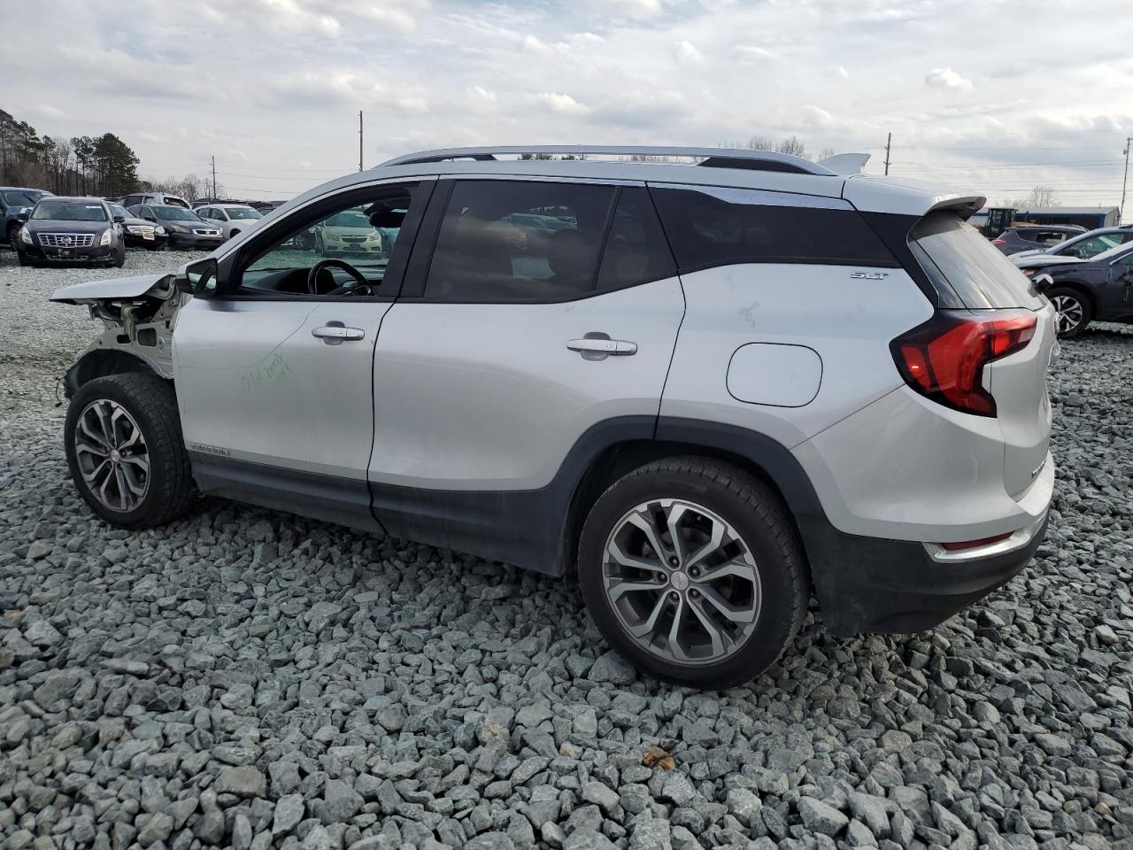 2019 GMC Terrain - Image 2