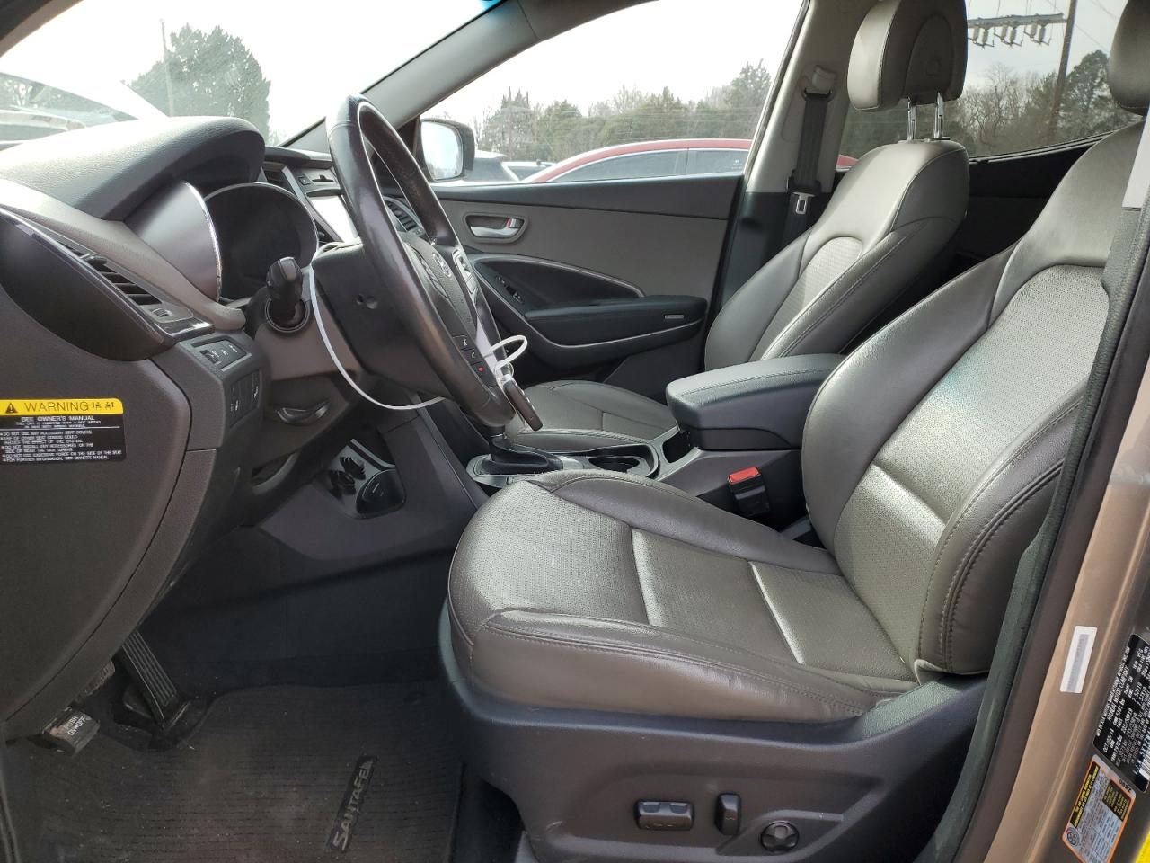 2015 Hyundai Santa Fe - Image 7