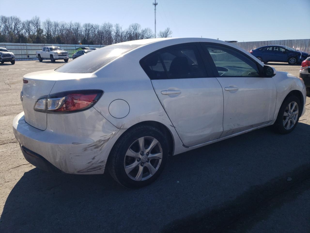 2010 Mazda 3 - Image 3