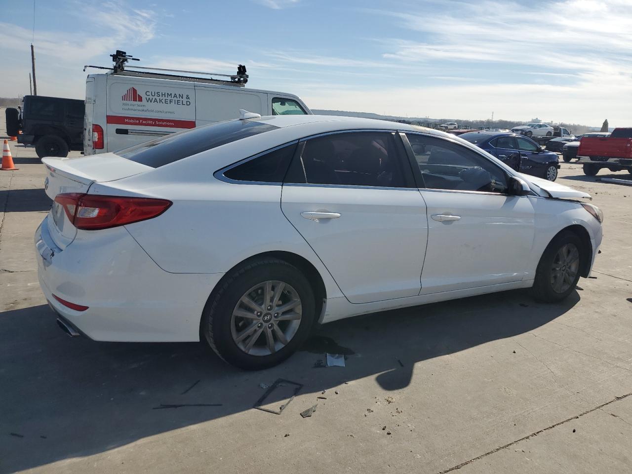 2016 Hyundai Sonata - Image 3