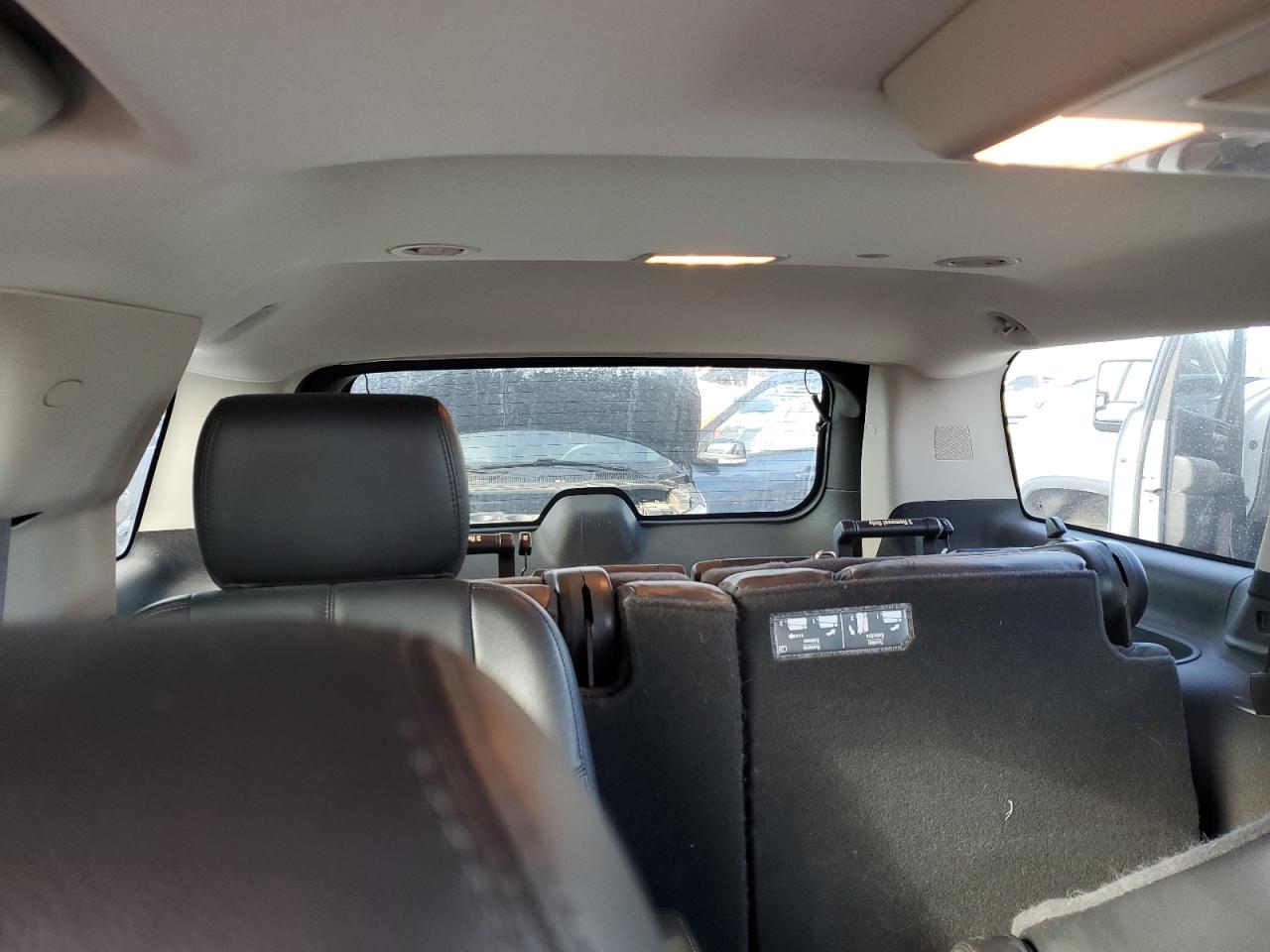 2011 Chevrolet Tahoe - Image 10