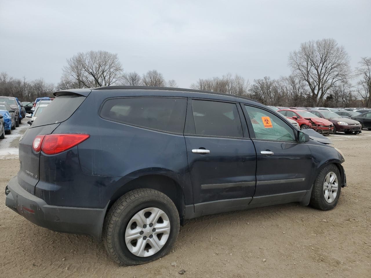 2009 Chevrolet Traverse - Image 3