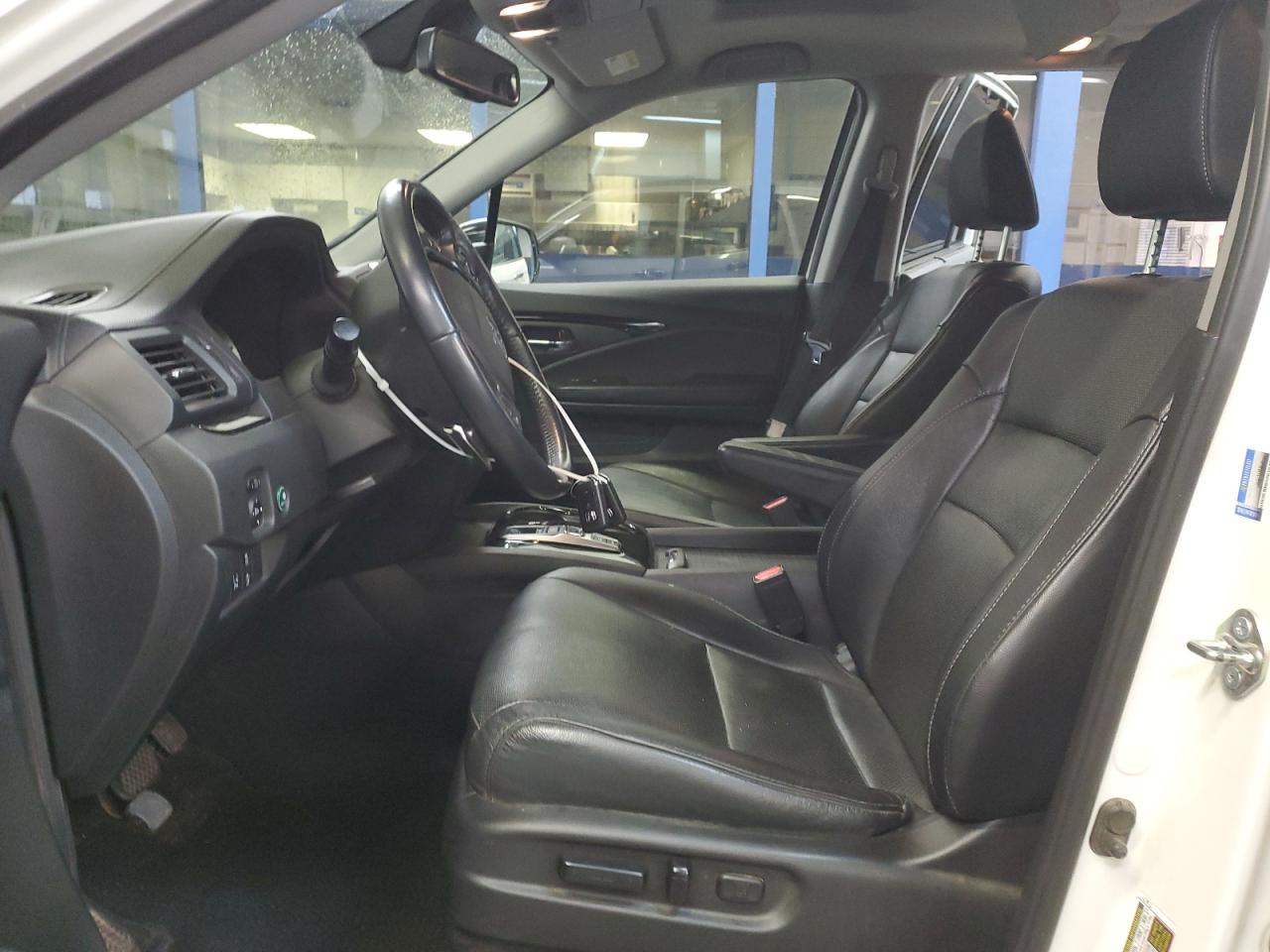 2017 Honda Pilot - Image 7