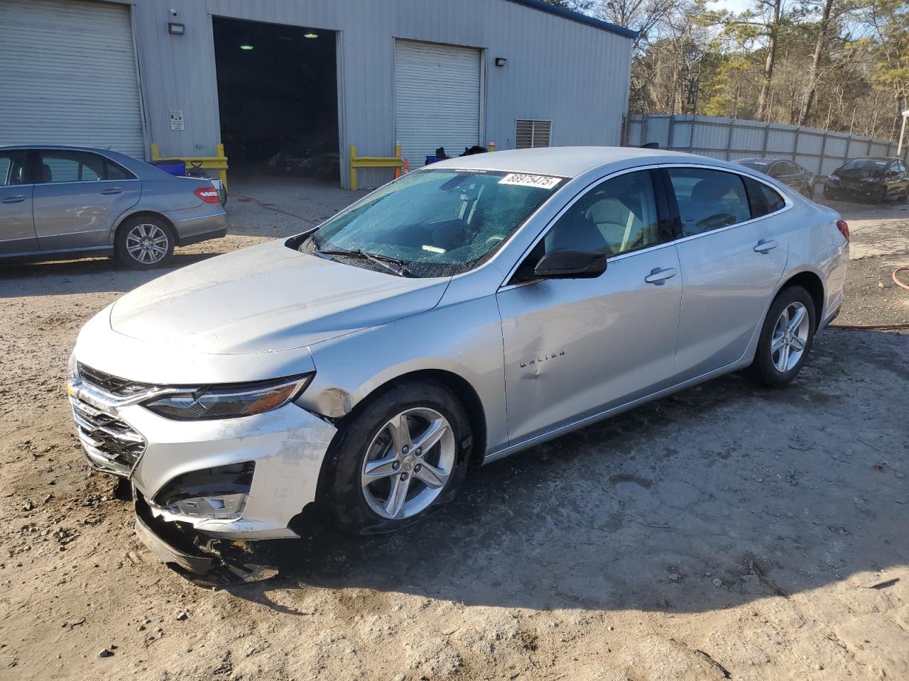 2020 Chevrolet Malibu - Image 1