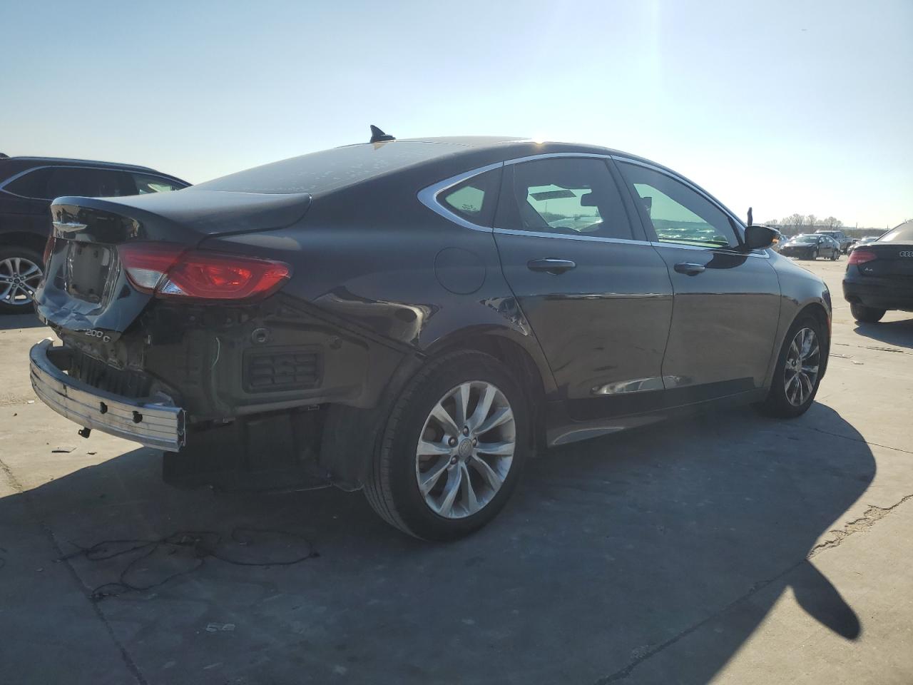 2015 Chrysler 200 - Image 3