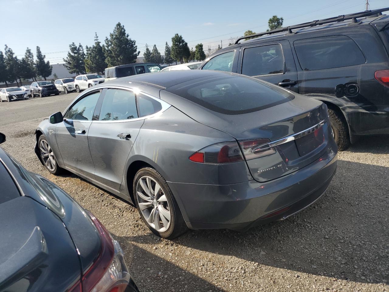 VIN 5YJSA1CG6DFP23153 2013 TESLA MODEL S no.2