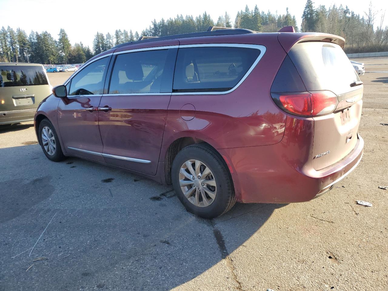 VIN 2C4RC1BG1HR591150 2017 CHRYSLER PACIFICA no.2