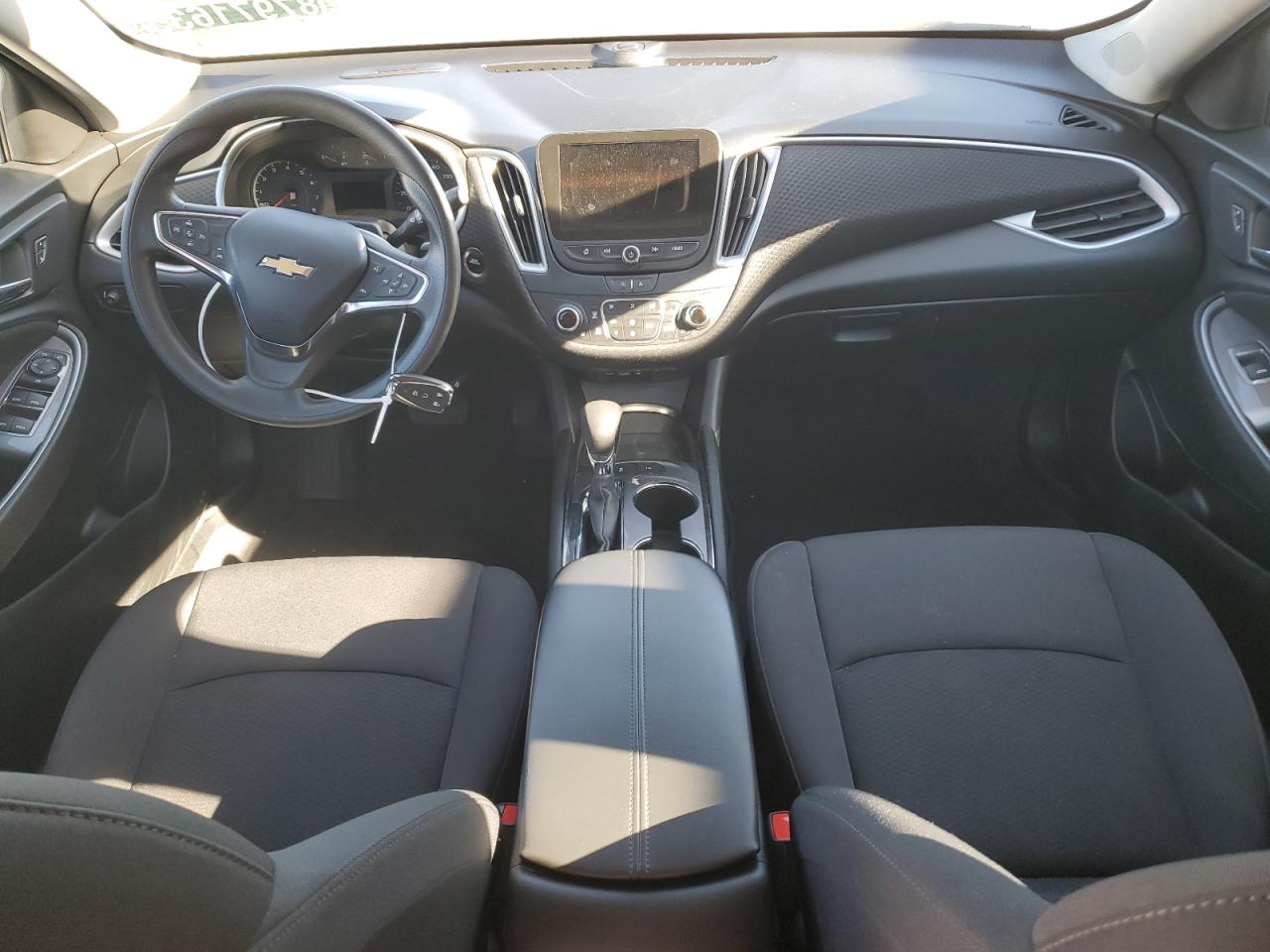 2023 Chevrolet Malibu - Image 8