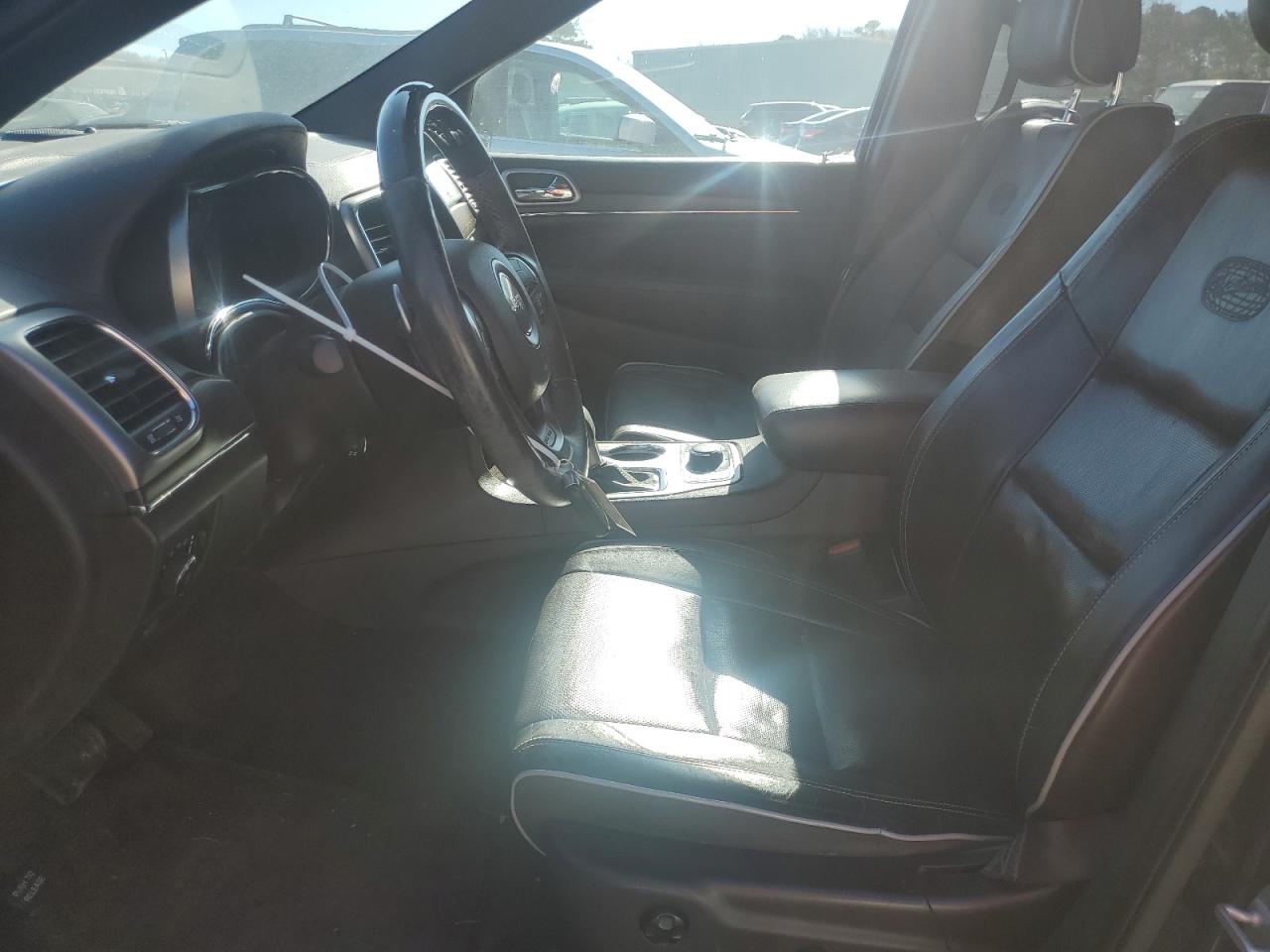 2018 Jeep Grand Cherokee - Image 7
