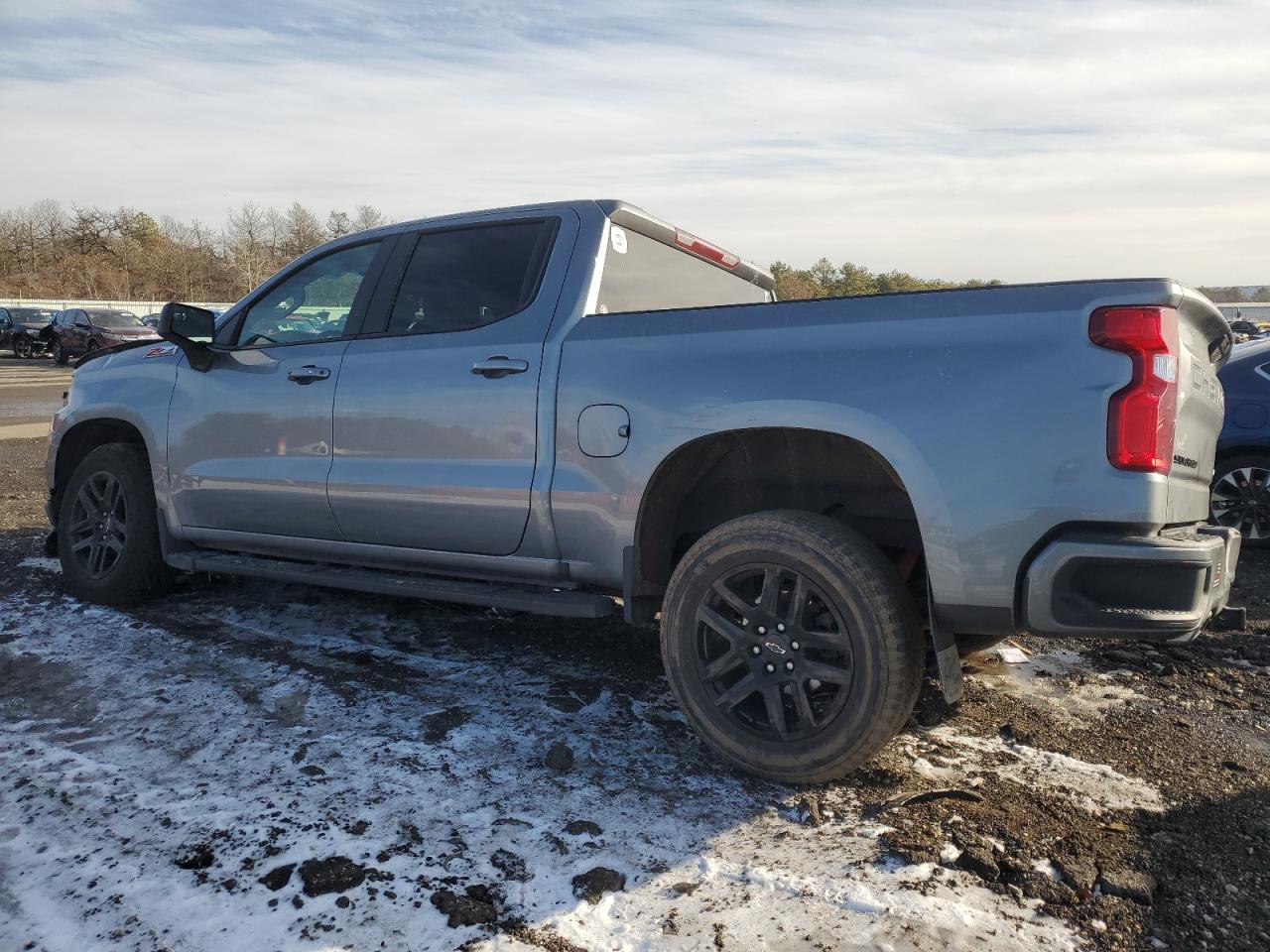 2022 Chevrolet Silverado - Image 2