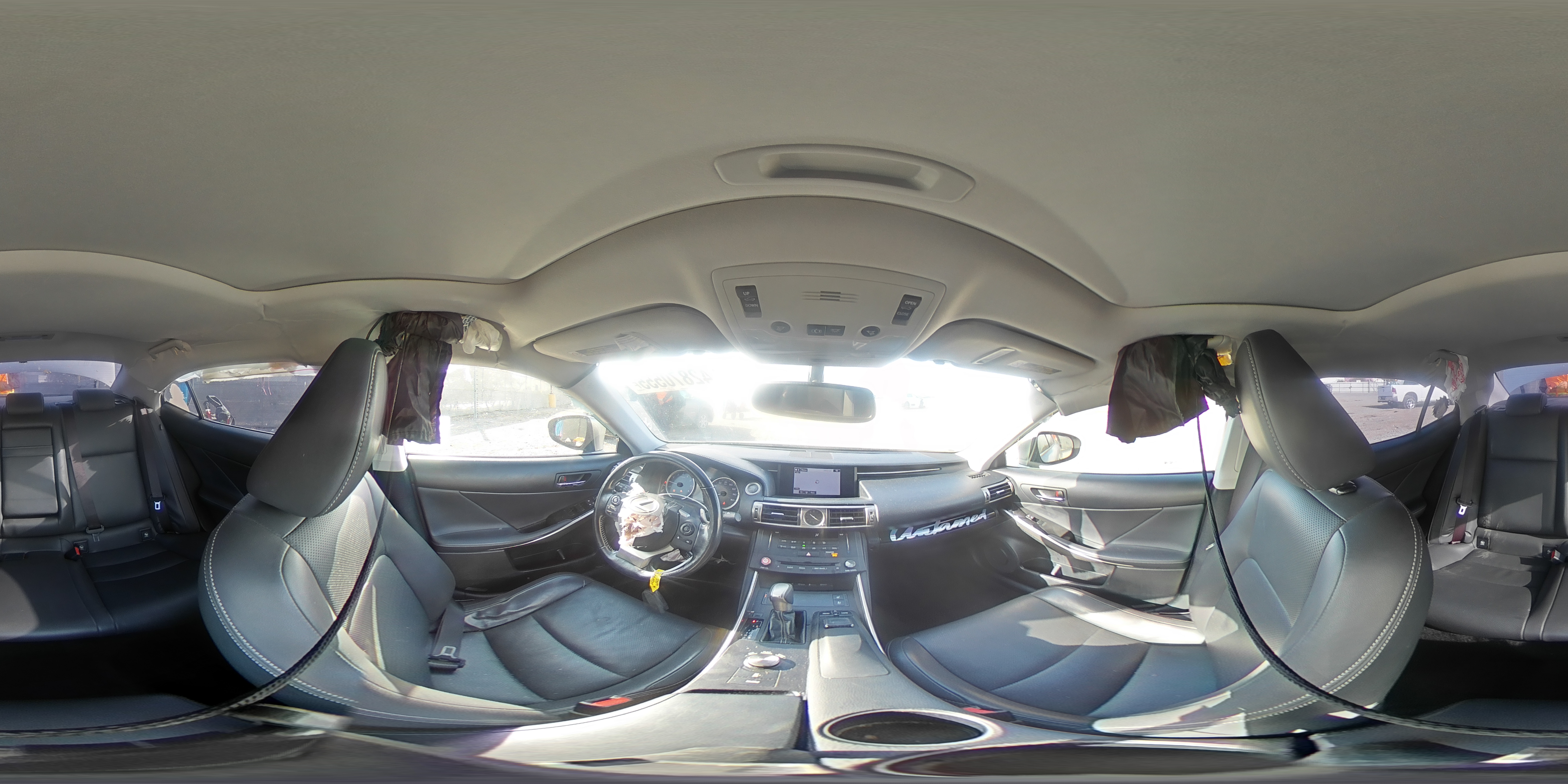 2016 Lexus IS - Image 13